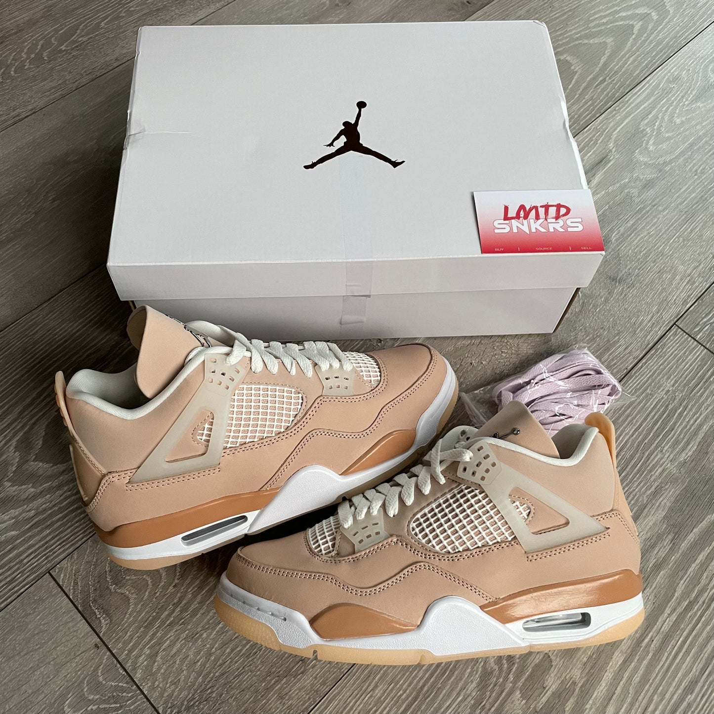 Air Jordan 4 Retro 'Shimmer' (W)