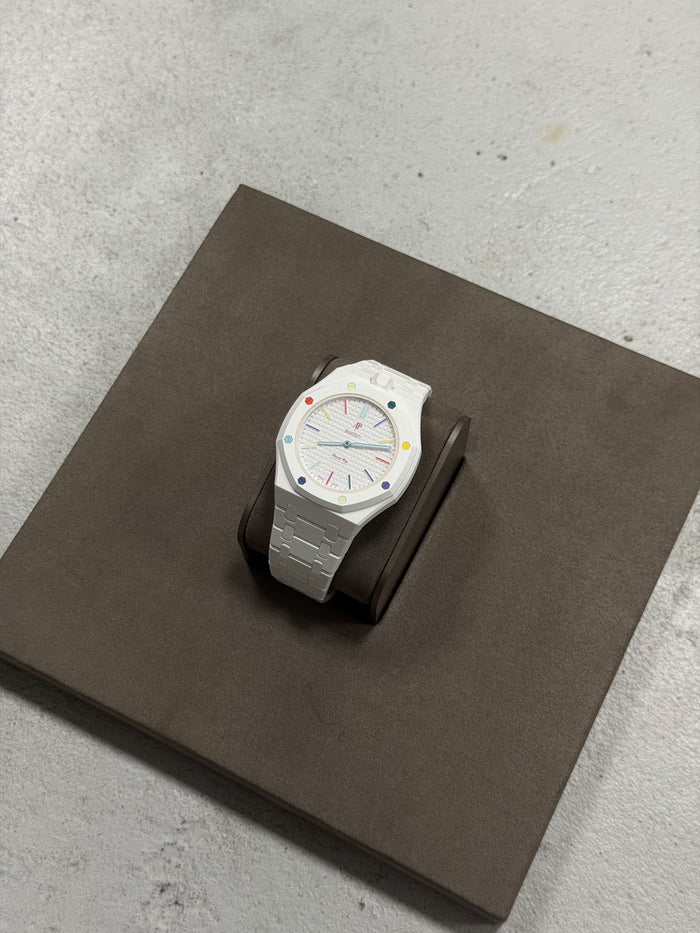White Royal Pop Wrist Strap & Case – Swatch x AP