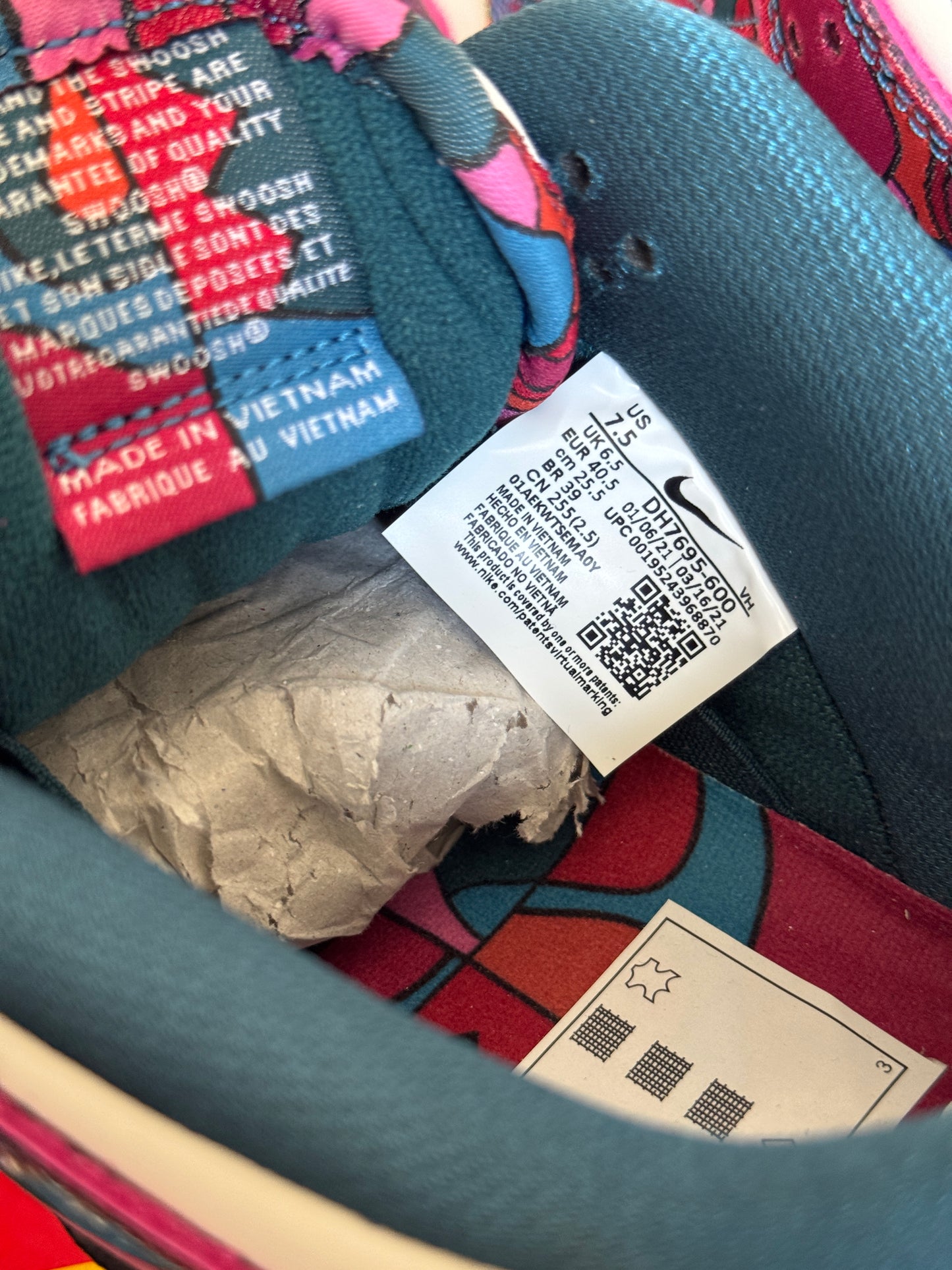 Nike SB Dunk Low Pro 'Parra Abstract Art'
