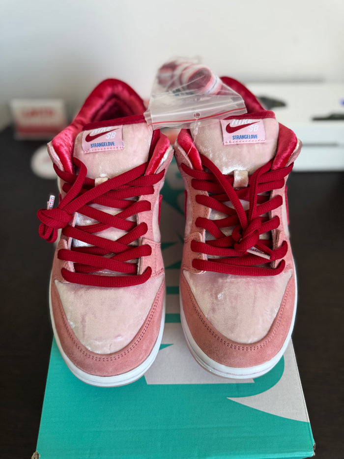 Nike SB Dunk Low 