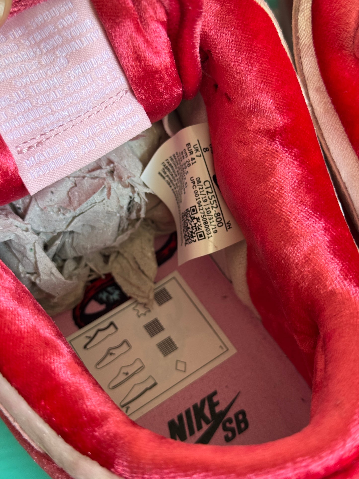 Nike SB Dunk Low 'StrangeLove Skateboards'