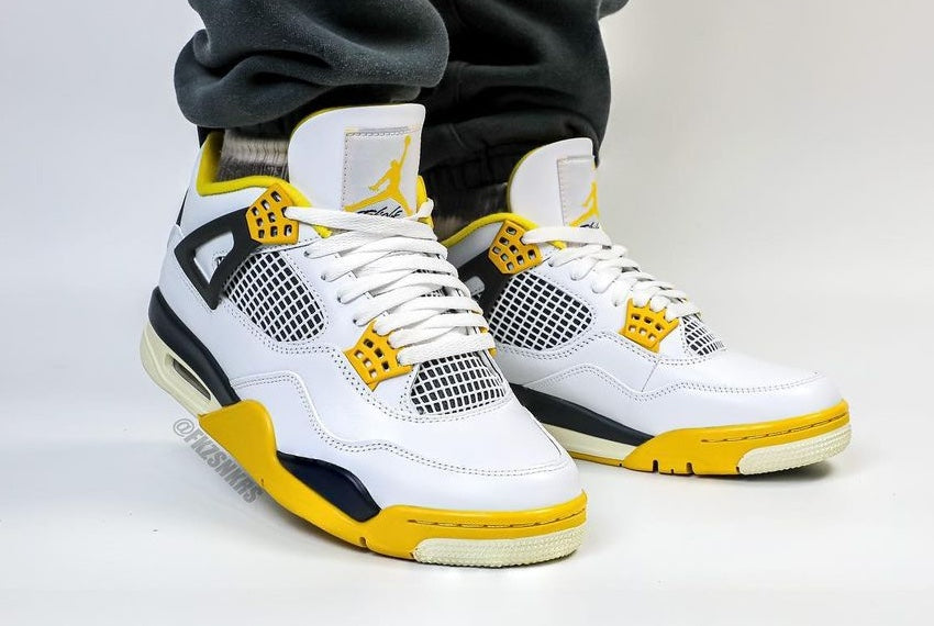 Jordan 4 Retro 'Vivid Sulfur' (W)