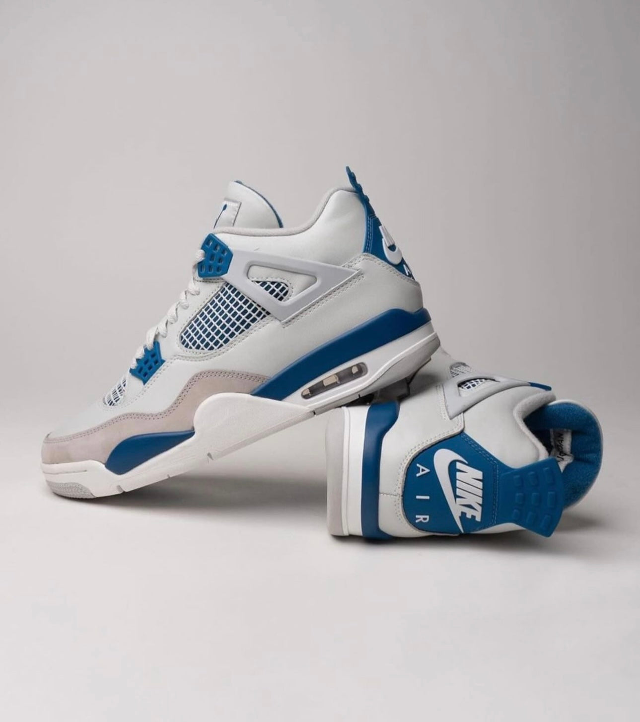 Jordan 4 Retro Military Blue (2024)