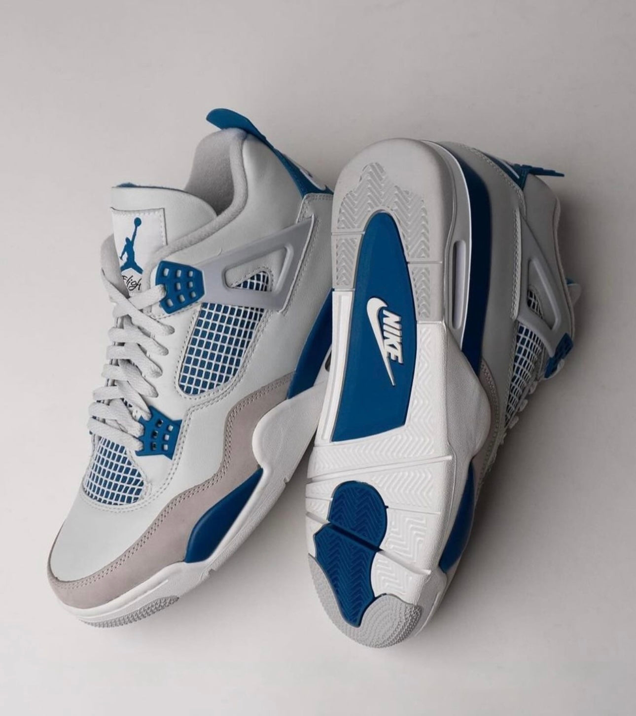Jordan 4 Retro Military Blue (2024)