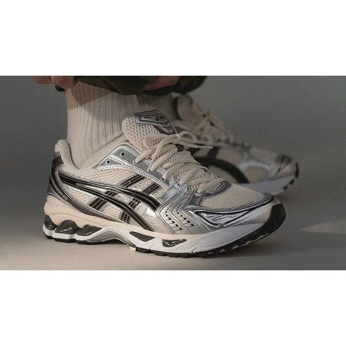 ASICS GEL-KAYANO 14 'Crema Negra Ciruela Metálico'