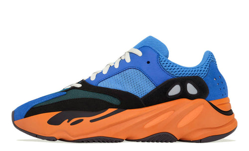Yeezy Boost 700 'Azul Brillante'