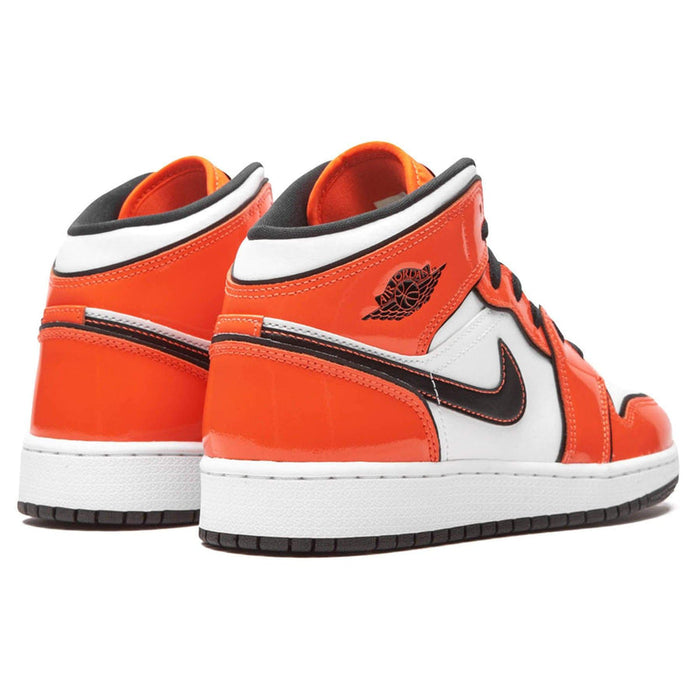Jordan 1 Mid 'Naranja Tierra'